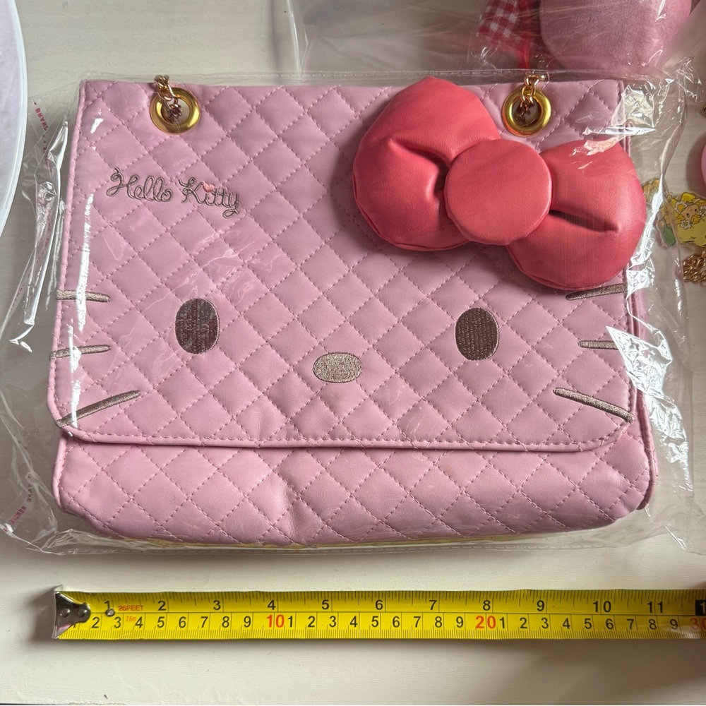 Signature Hello Kitty Pink Quilted Bag with Salmon Pink Bow and Shoulder Strap - Picture 8 of 10